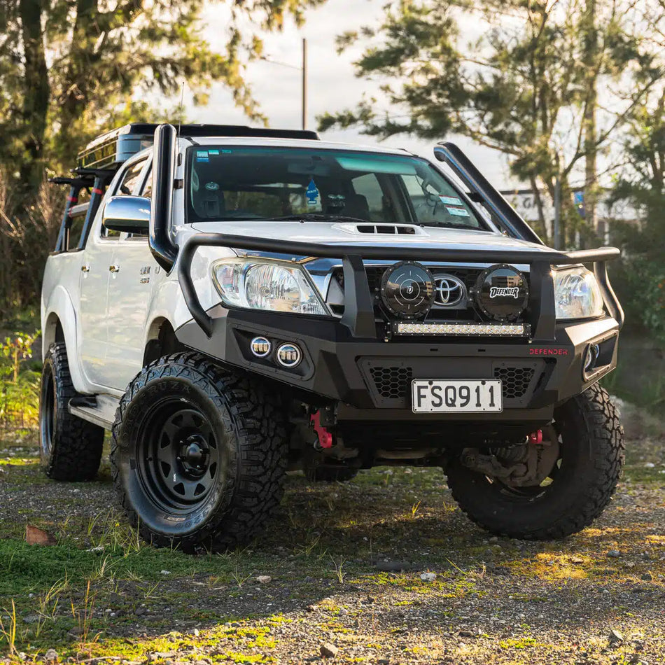DEFENDER Off-Road Triple Loop Bull-Bar to suit Toyota Hilux 2005 - 2011 Pre-Facelift