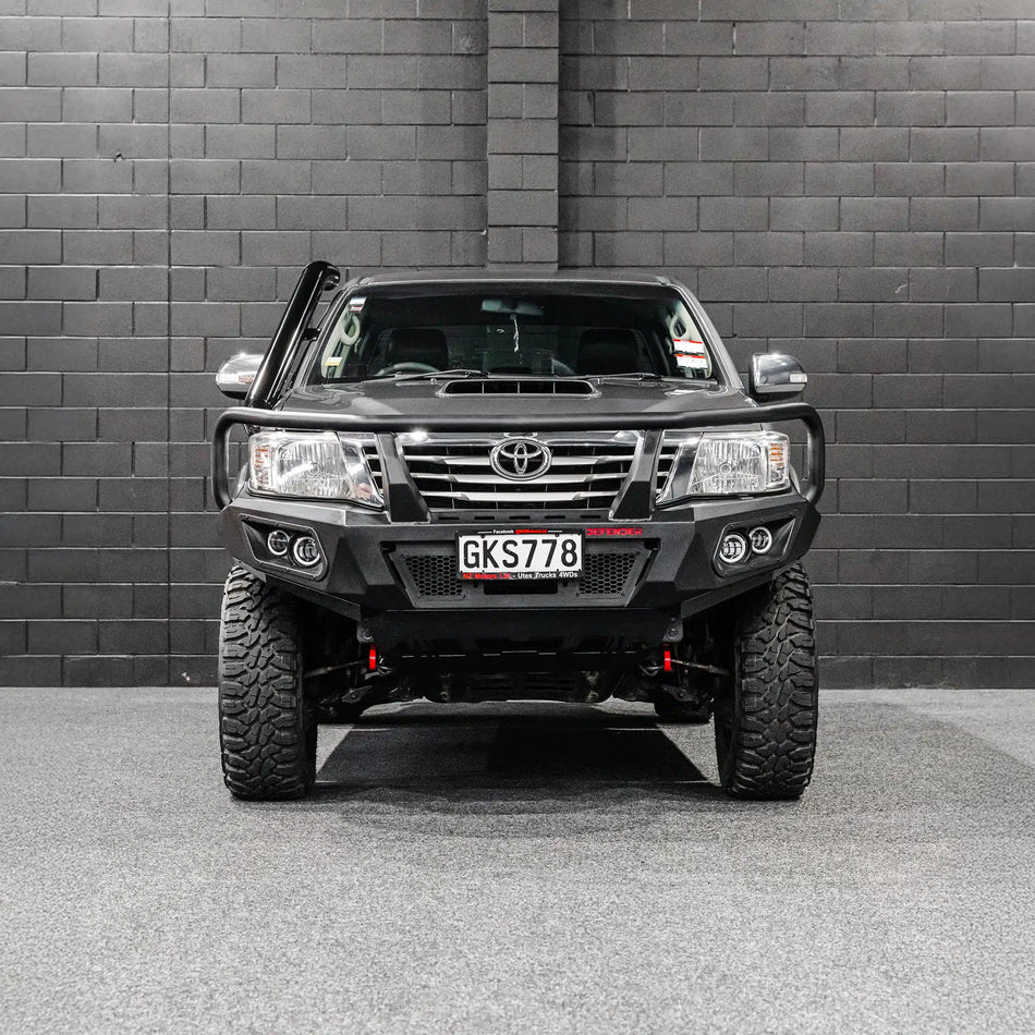 DEFENDER Off-Road Triple Loop Bull-Bar to suit Toyota Hilux 2005 - 2015