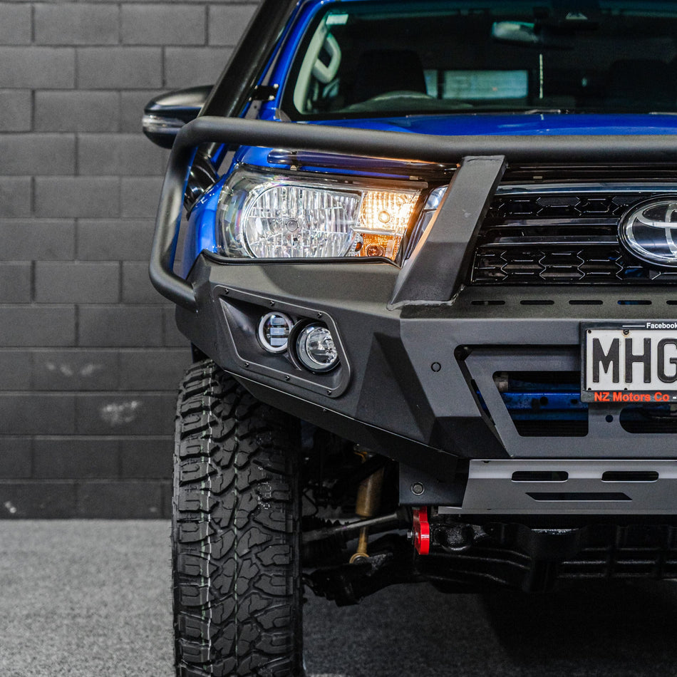 DEFENDER Off-Road Triple Loop Bull-Bar to suit Toyota Hilux 2015 - 2020 Defender Off-Road