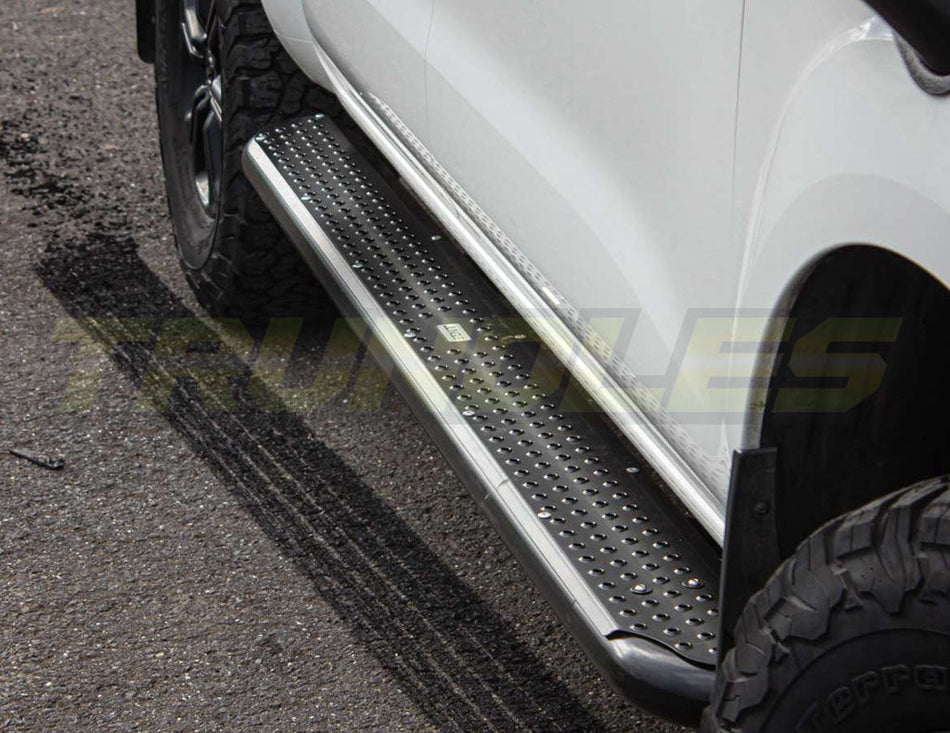 25081 | Jungle 4x4 Side Steps to suit Nissan Navara D23 NP300 2015-2020