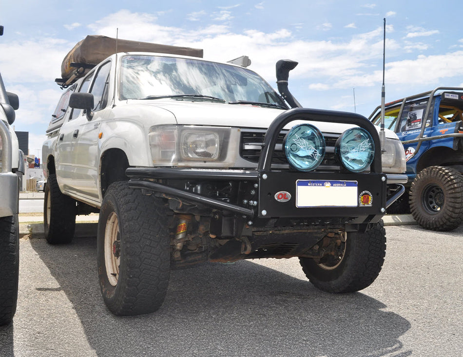 40599 | XROX Bull Bar to suit Toyota Hilux IFS Front 1997-2001